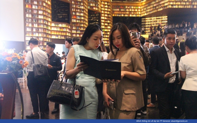 nhân viên tư vấn tại wow center